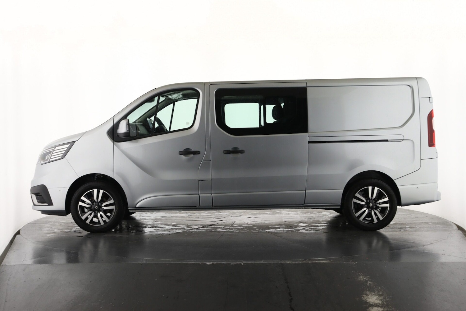 Used Renault Trafic 2025 for sale - 76102679: Photo 7