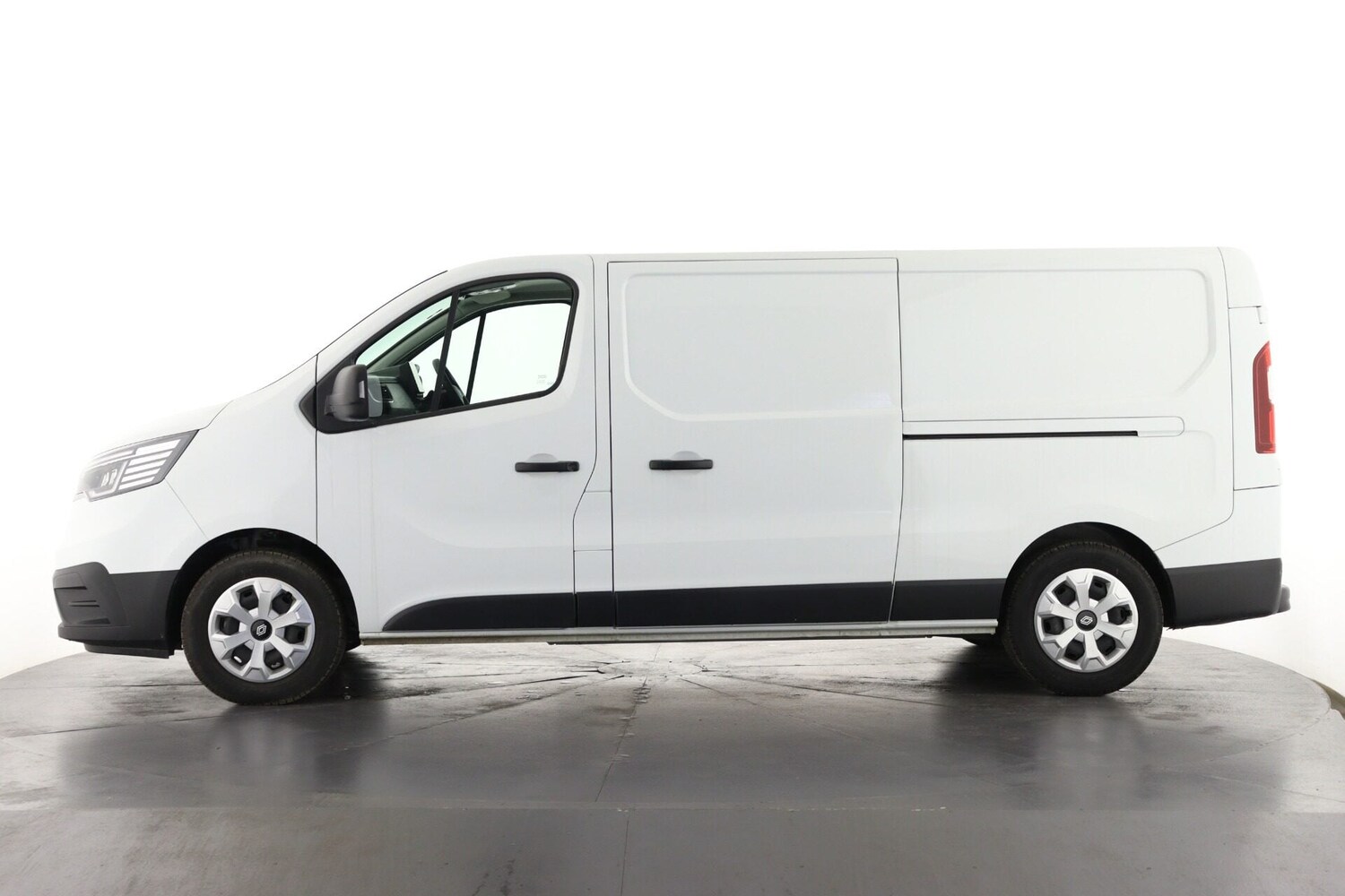 Used Renault Trafic 2025 for sale - 77873473: Photo 7