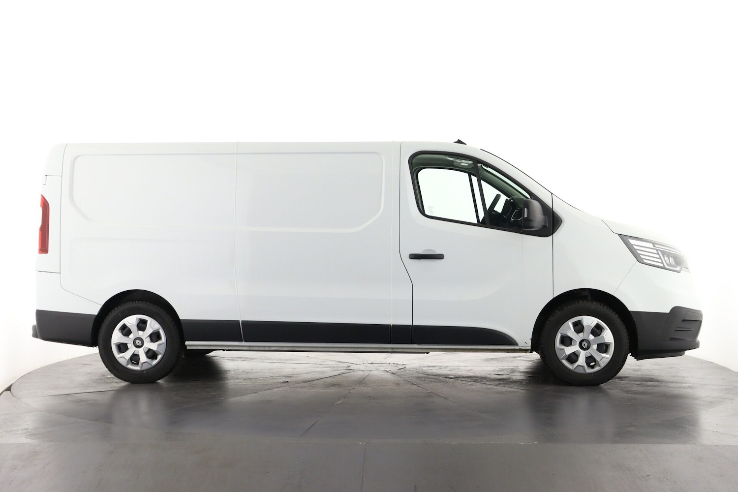 Used Renault Trafic 2025 for sale - 78225741: Photo 4