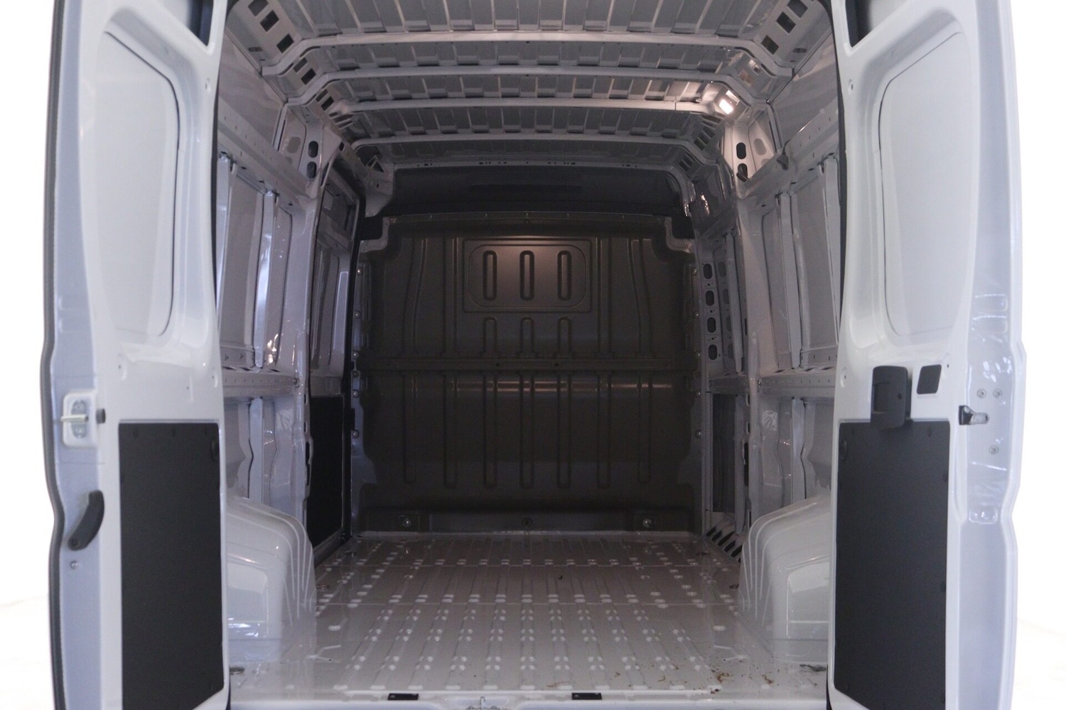 Used Peugeot Boxer 2025 for sale - 76476863: Photo 4