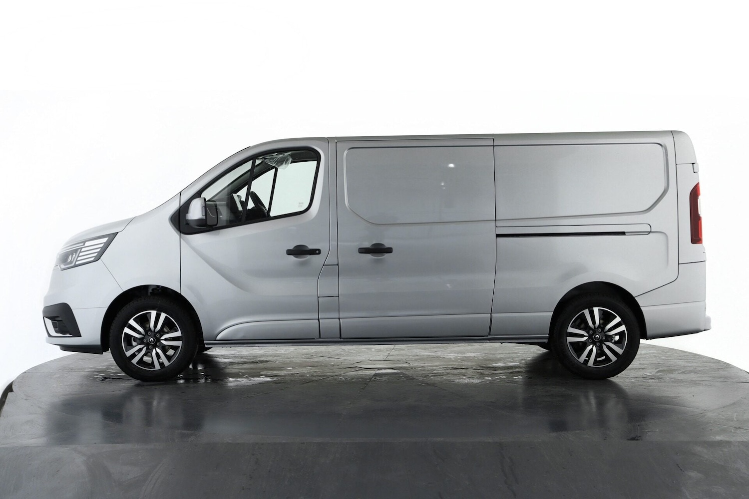 Used Renault Trafic 2025 for sale - 77233647: Photo 8