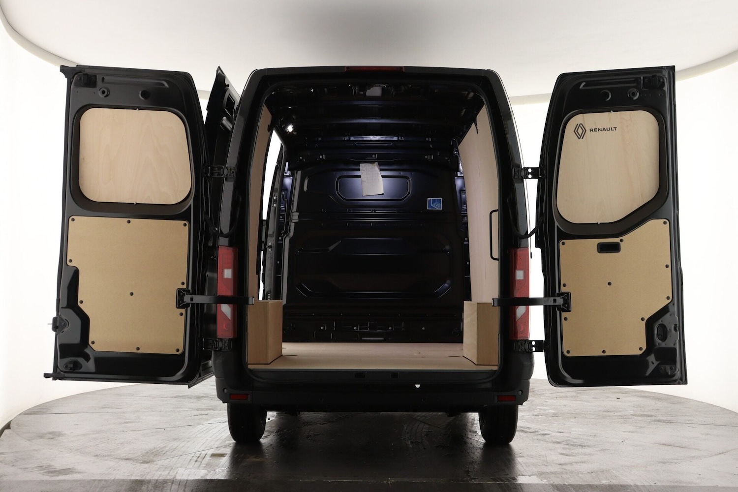 Used Renault Master 2025 for sale - 77432750: Photo 2