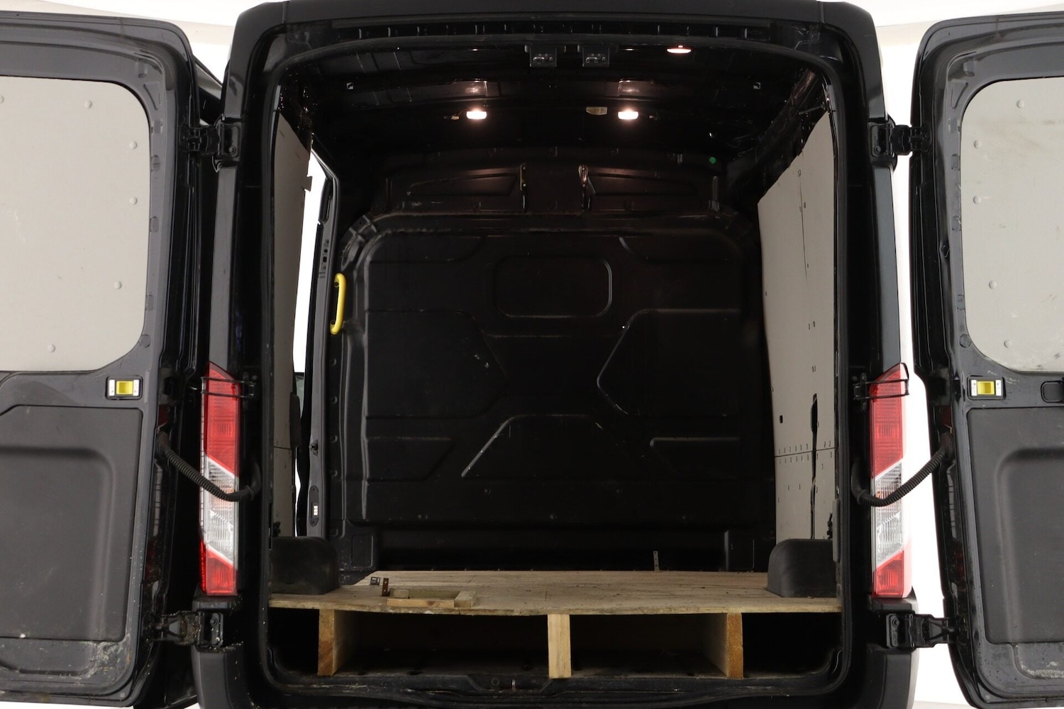 Used Ford Transit 2021 for sale - 77168678: Photo 3