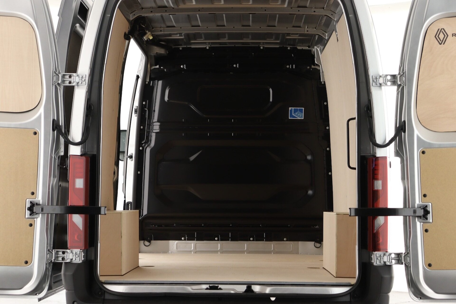 Used Renault Master 2025 for sale - 77719097: Photo 3