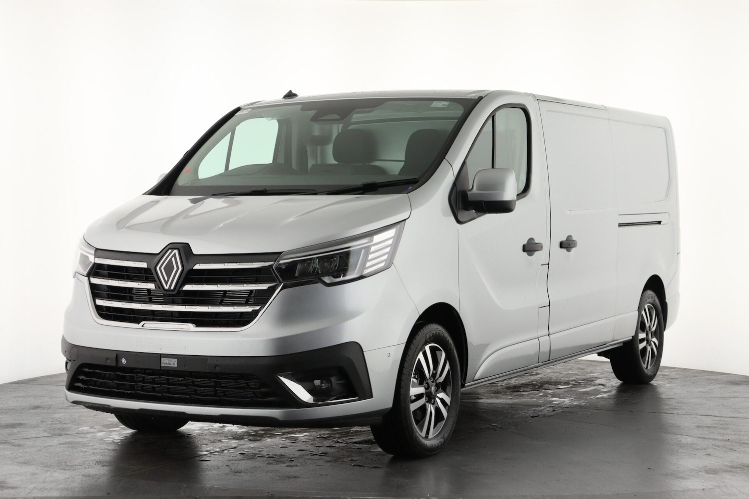 Used Renault Trafic 2025 for sale - 77152747: Photo 8