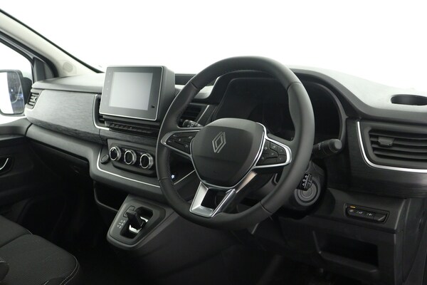 Used Renault Trafic 2025 for sale - 76102682: Photo 12