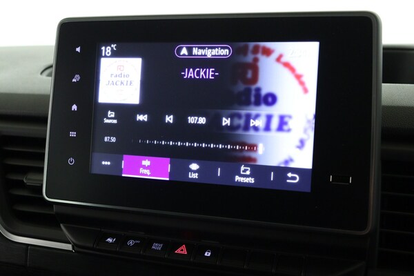 Used Renault Trafic 2025 for sale - 76102682: Photo 16