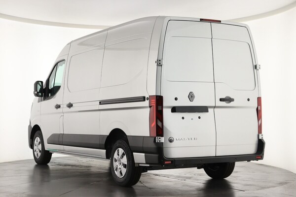 Used Renault Master 2025 for sale - 76267840: Photo 9