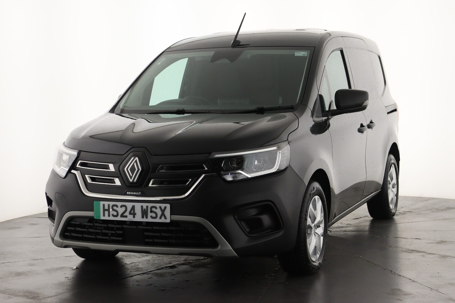 Used Renault Kangoo 2024 for sale - 76569373: Photo 6