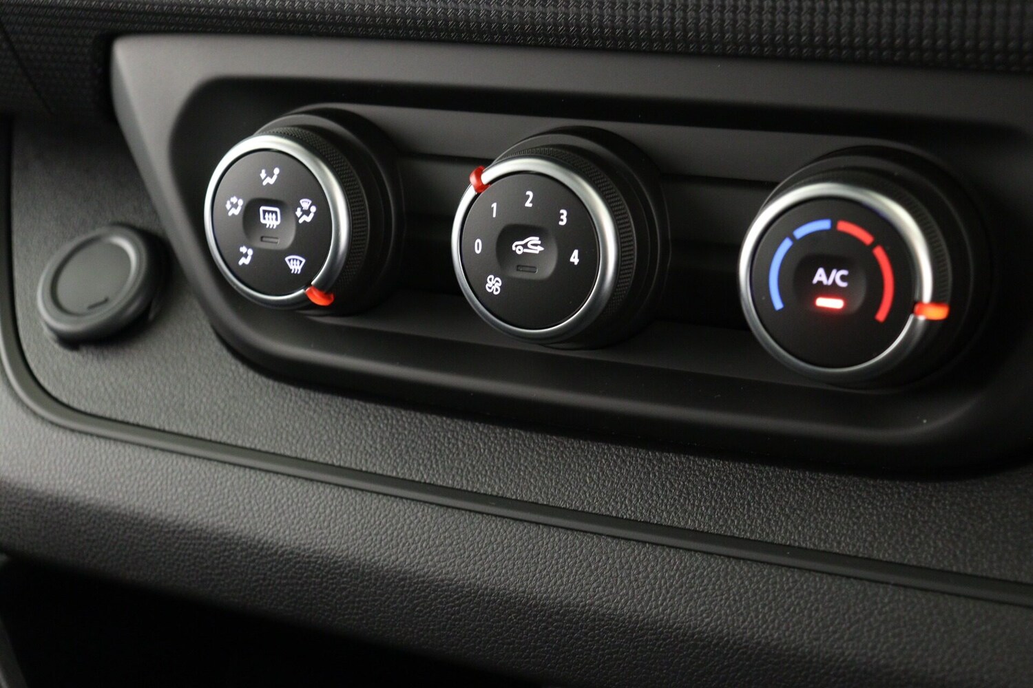 Used Renault Trafic 2025 for sale - 76541393: Photo 18