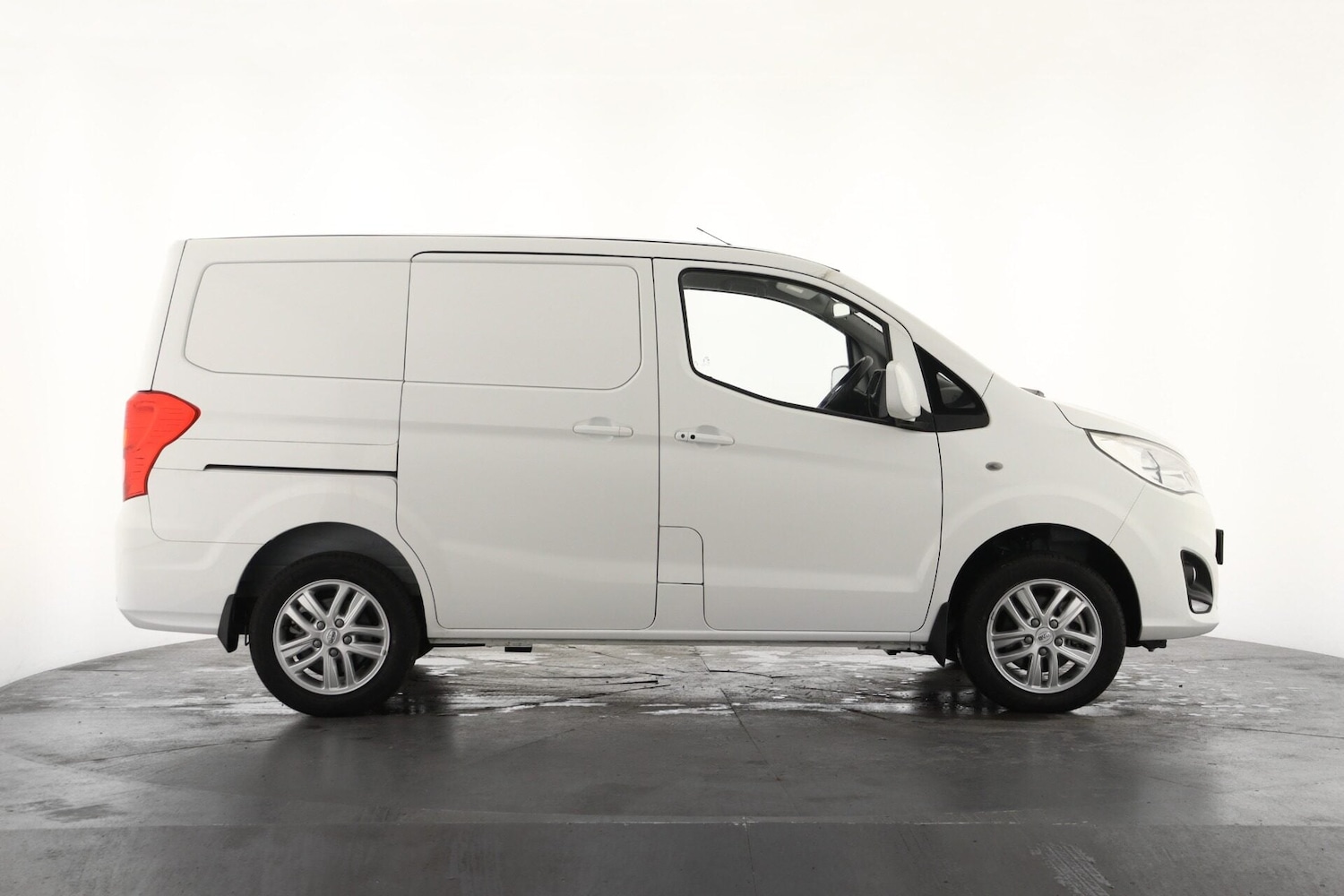 Used BYD ETP3 2024 for sale - 77593150: Photo 6