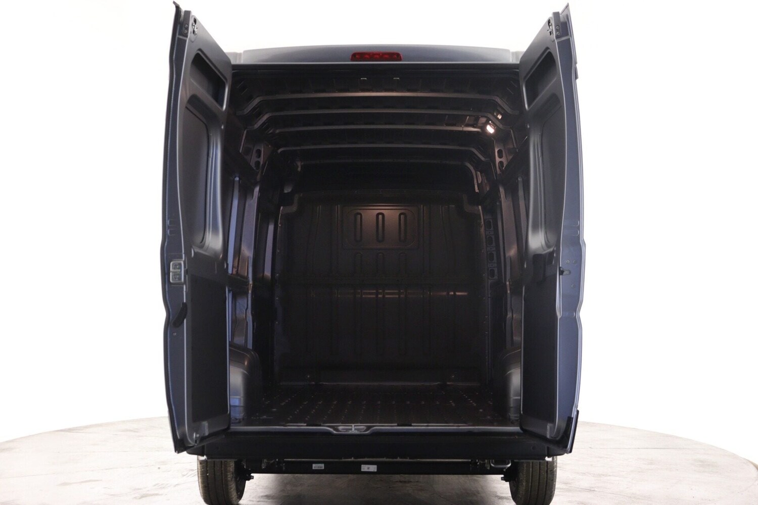 Used Peugeot Boxer 2026 for sale - 77530416: Photo 3