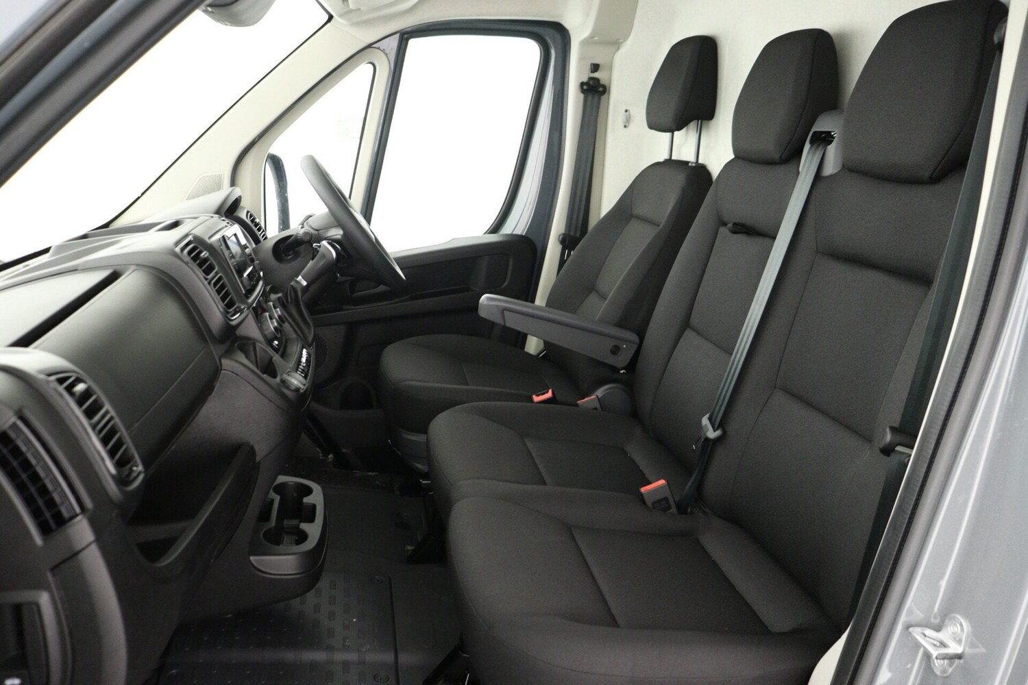 Used Peugeot Boxer 2026 for sale - 77530462: Photo 9