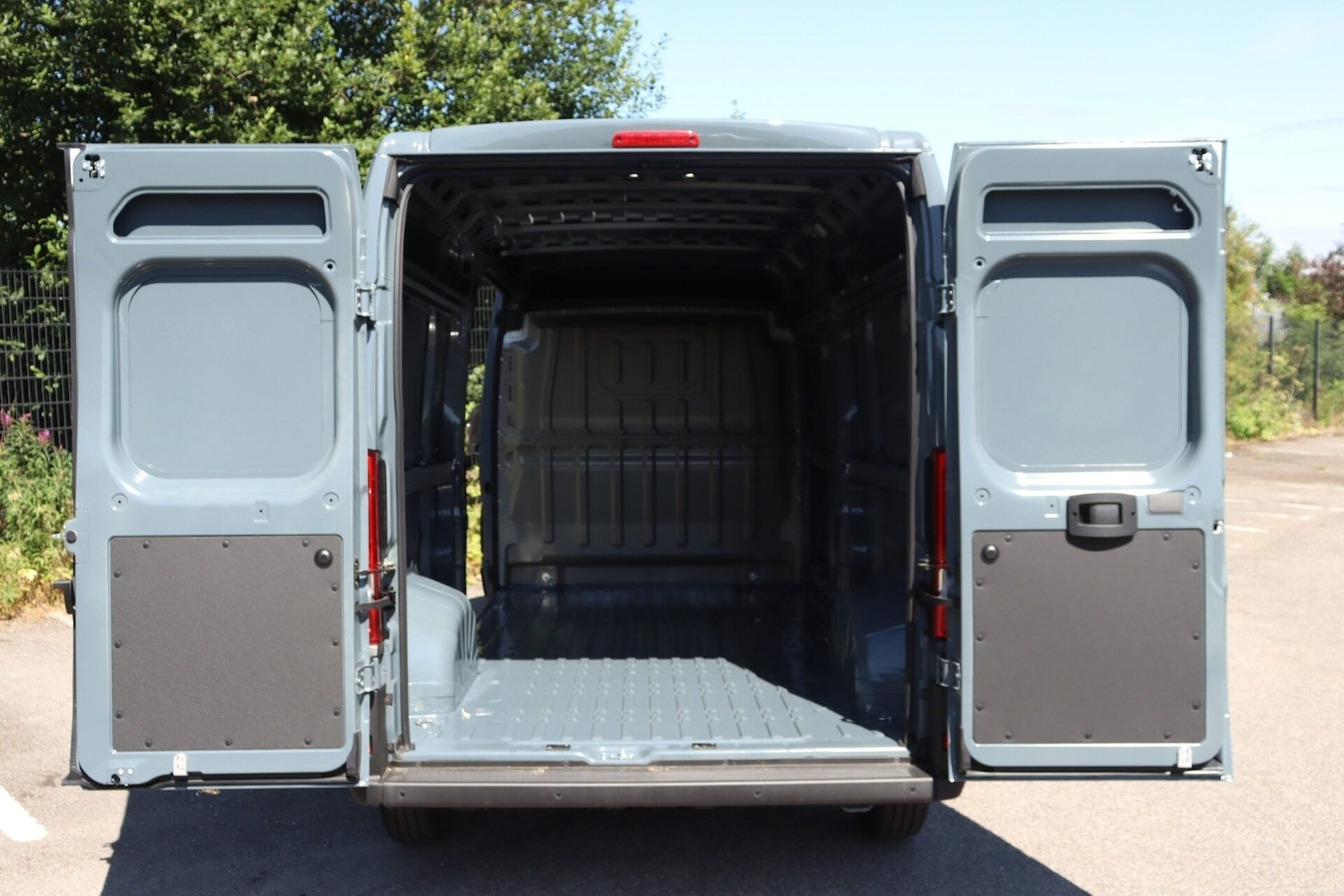 Used Peugeot Boxer 2025 for sale - 76734665: Photo 2