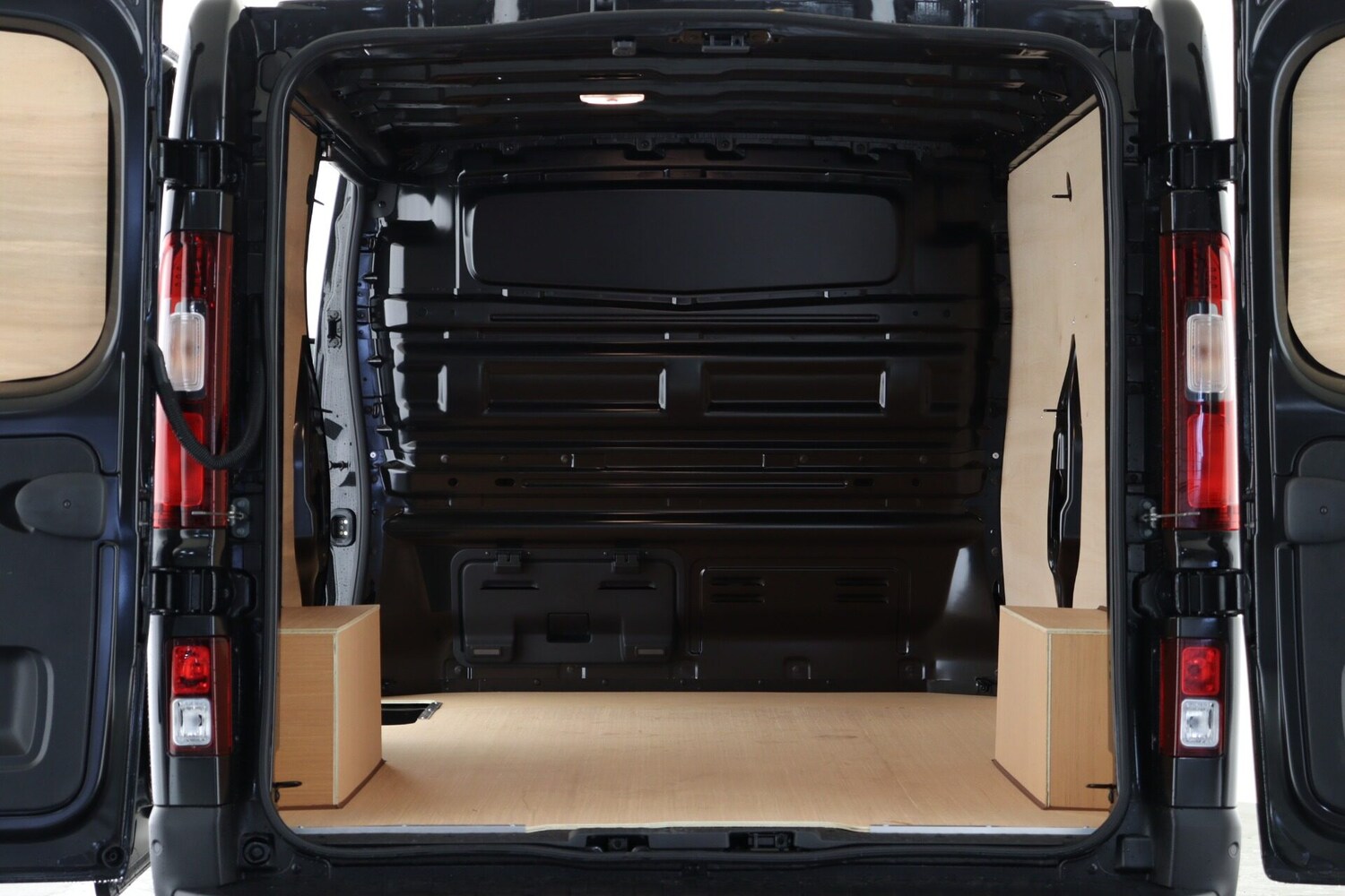 Used Renault Trafic 2025 for sale - 76566407: Photo 3