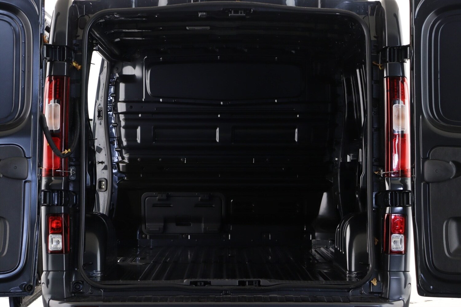 Used Renault Trafic 2026 for sale - 78038789: Photo 3