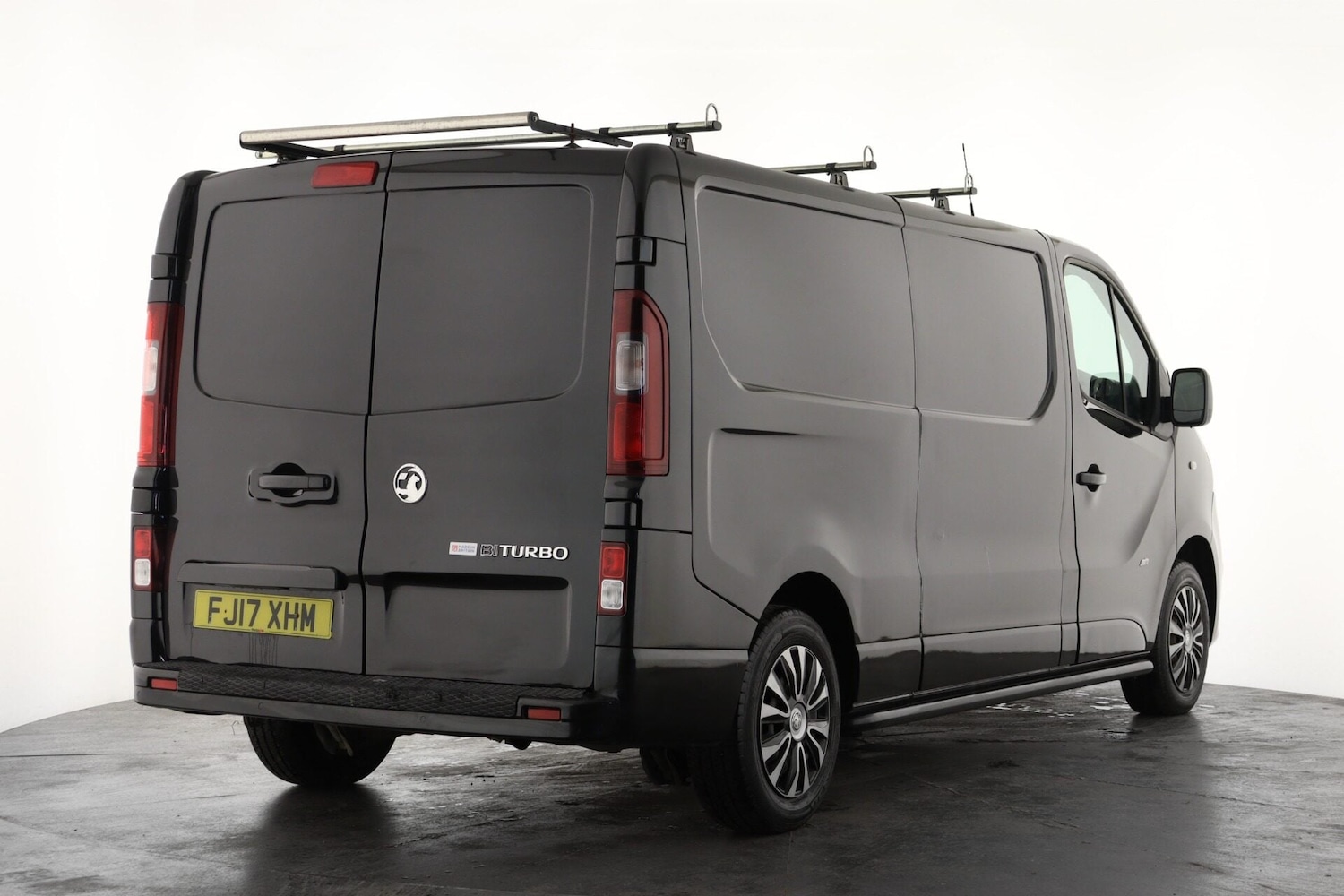 Used Vauxhall Vivaro 2017 for sale - 77873515: Photo 4