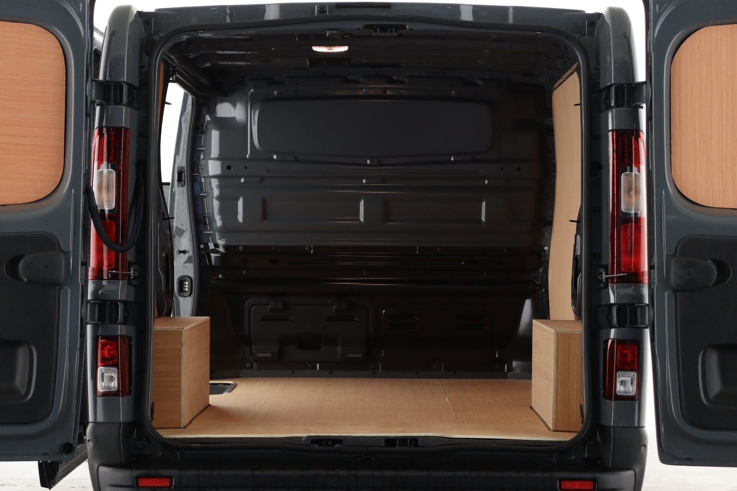 Used Renault Trafic 2025 for sale - 77107050: Photo 3