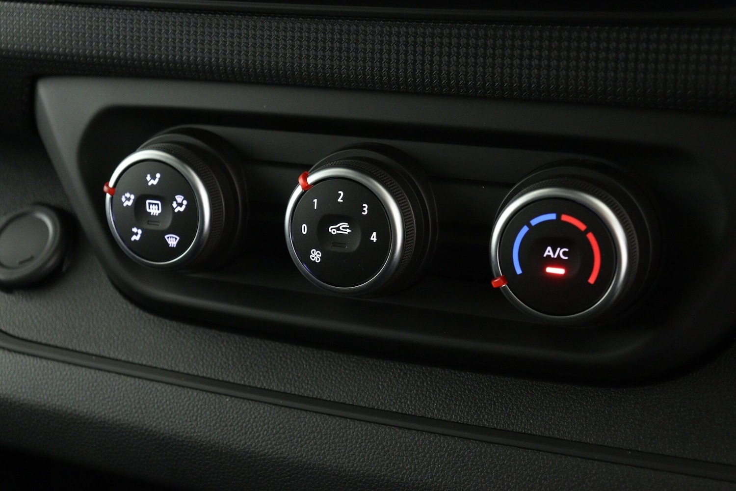 Used Renault Trafic 2025 for sale - 76982668: Photo 19