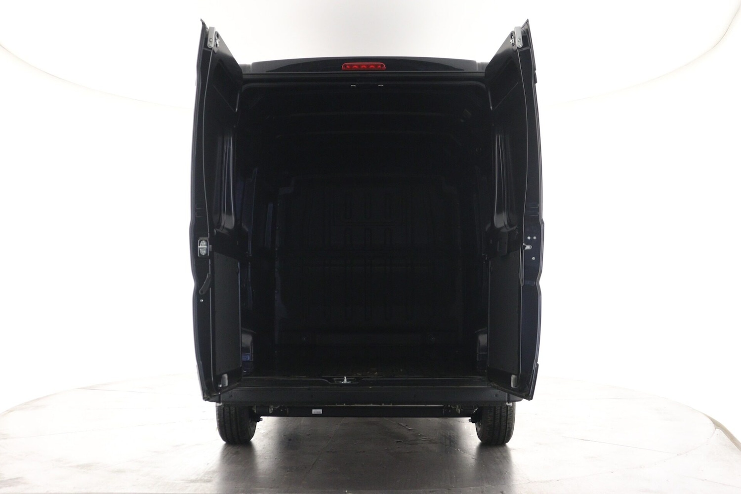 Used Peugeot Boxer 2025 for sale - 76476860: Photo 2