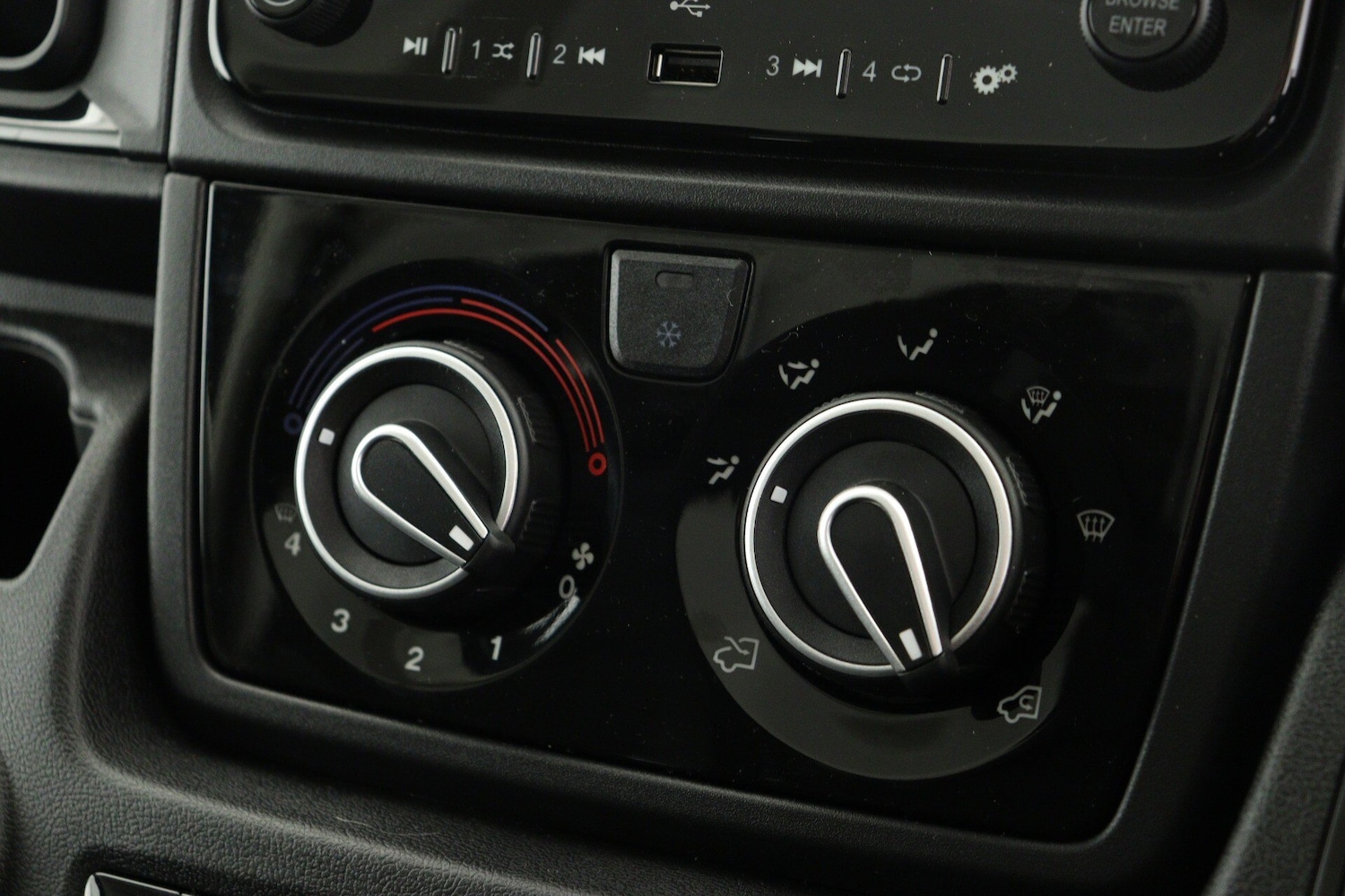 Used Peugeot Boxer 2025 for sale - 76450445: Photo 14