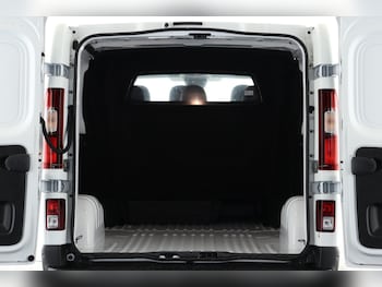 Used Renault Trafic 2026 for sale - 77915558: Photo