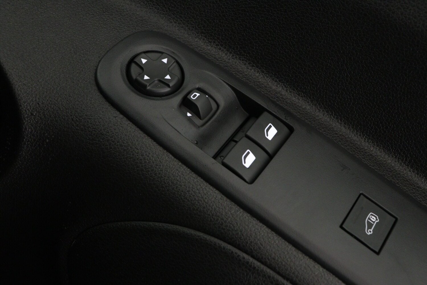 Used Peugeot Partner 2025 for sale - 76649683: Photo 18