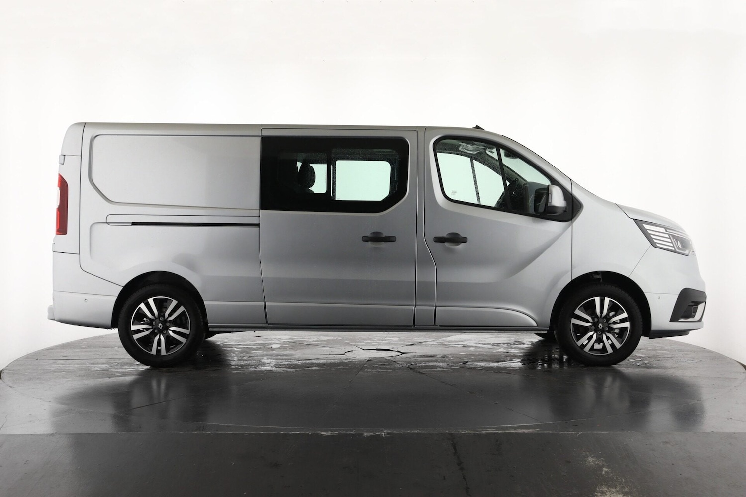 Used Renault Trafic 2025 for sale - 76831881: Photo 4