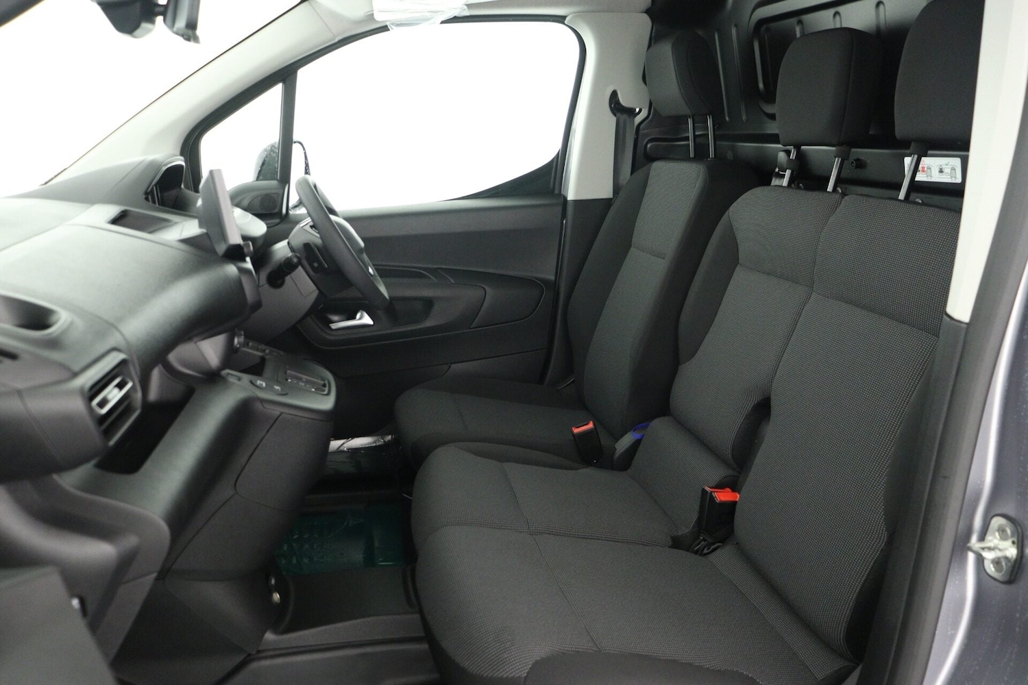 Used Peugeot Partner 2025 for sale - 77677313: Photo 10