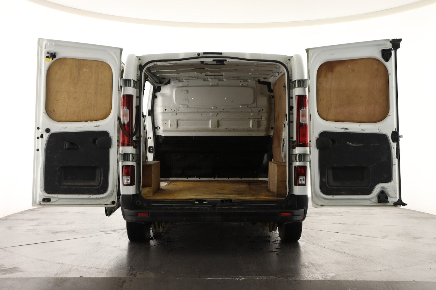 Used Renault Trafic 2018 for sale - 76982667: Photo 2