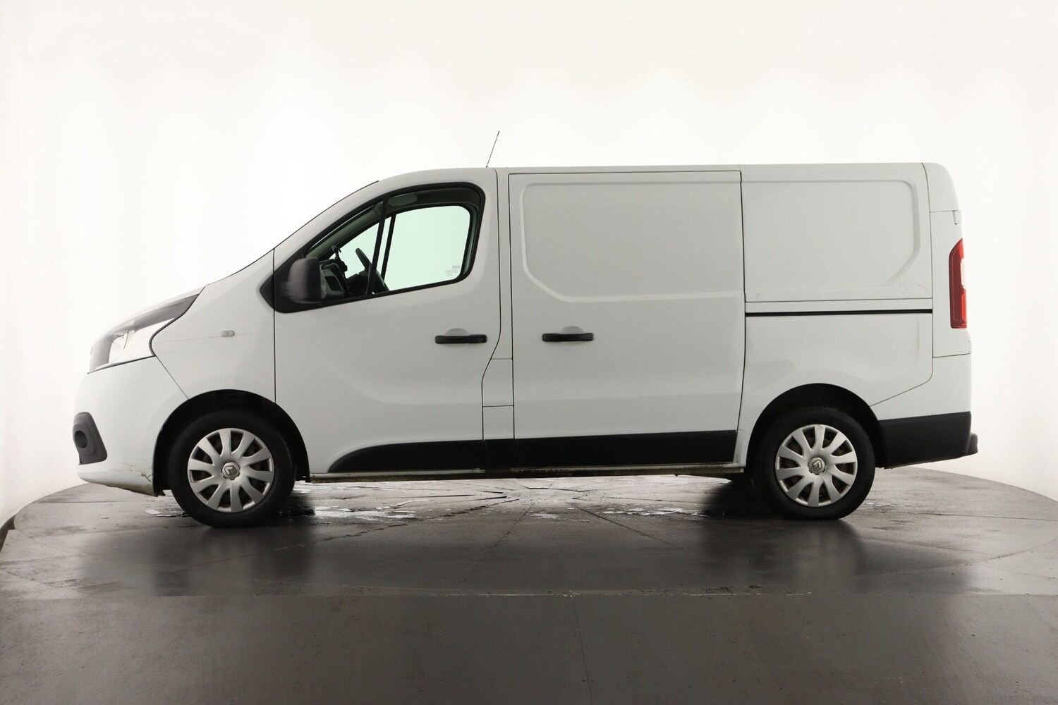Used Renault Trafic 2018 for sale - 76982667: Photo 8