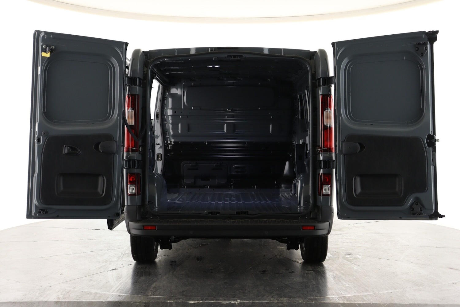 Used Renault Trafic 2025 for sale - 75945052: Photo 2