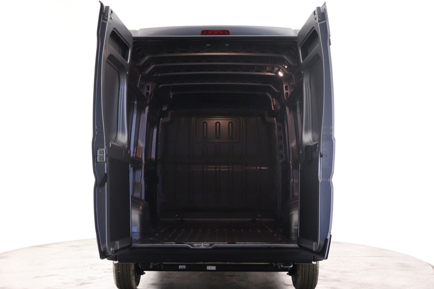 Used Peugeot Boxer 2025 for sale - 76508940: Photo 3