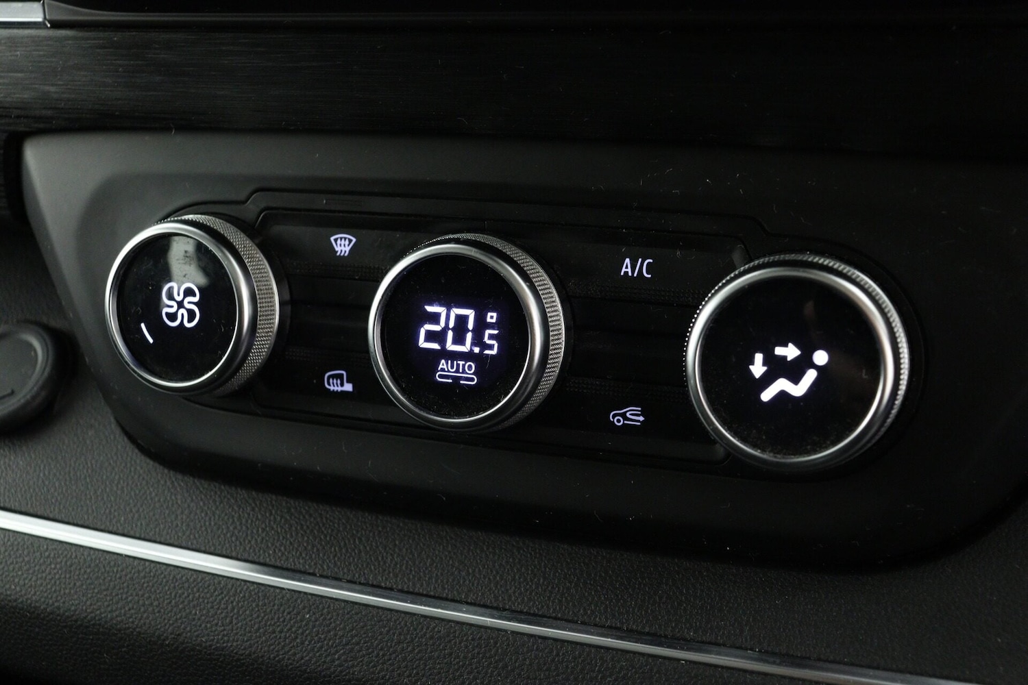 Used Renault Trafic 2022 for sale - 77223188: Photo 19