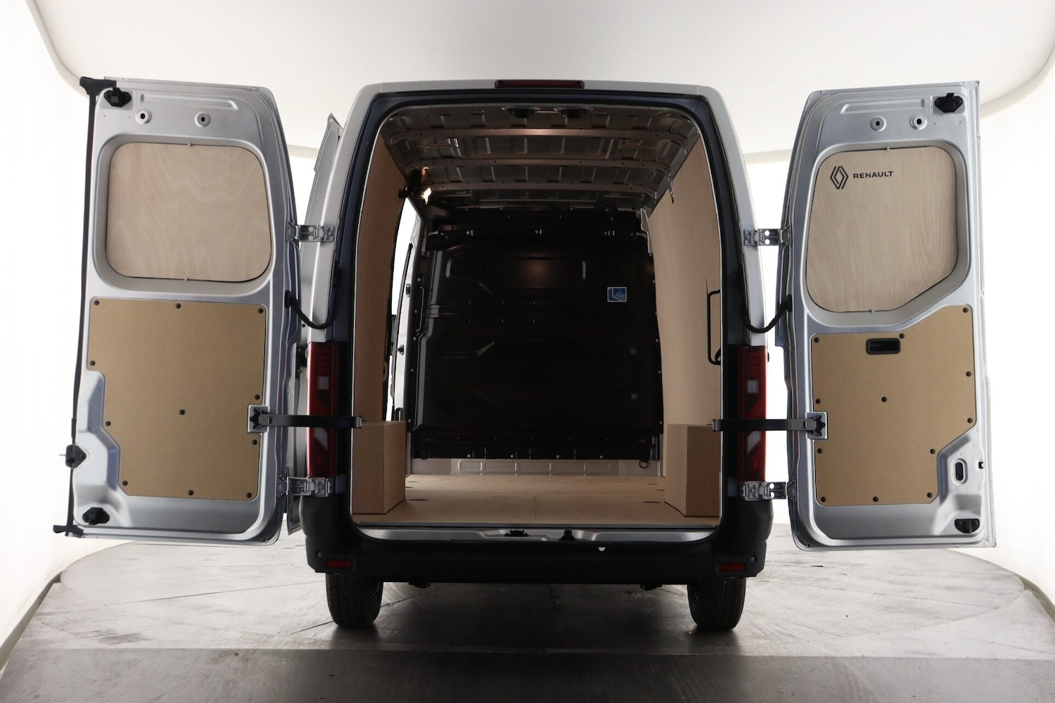 Used Renault Master 2025 for sale - 77283903: Photo 3