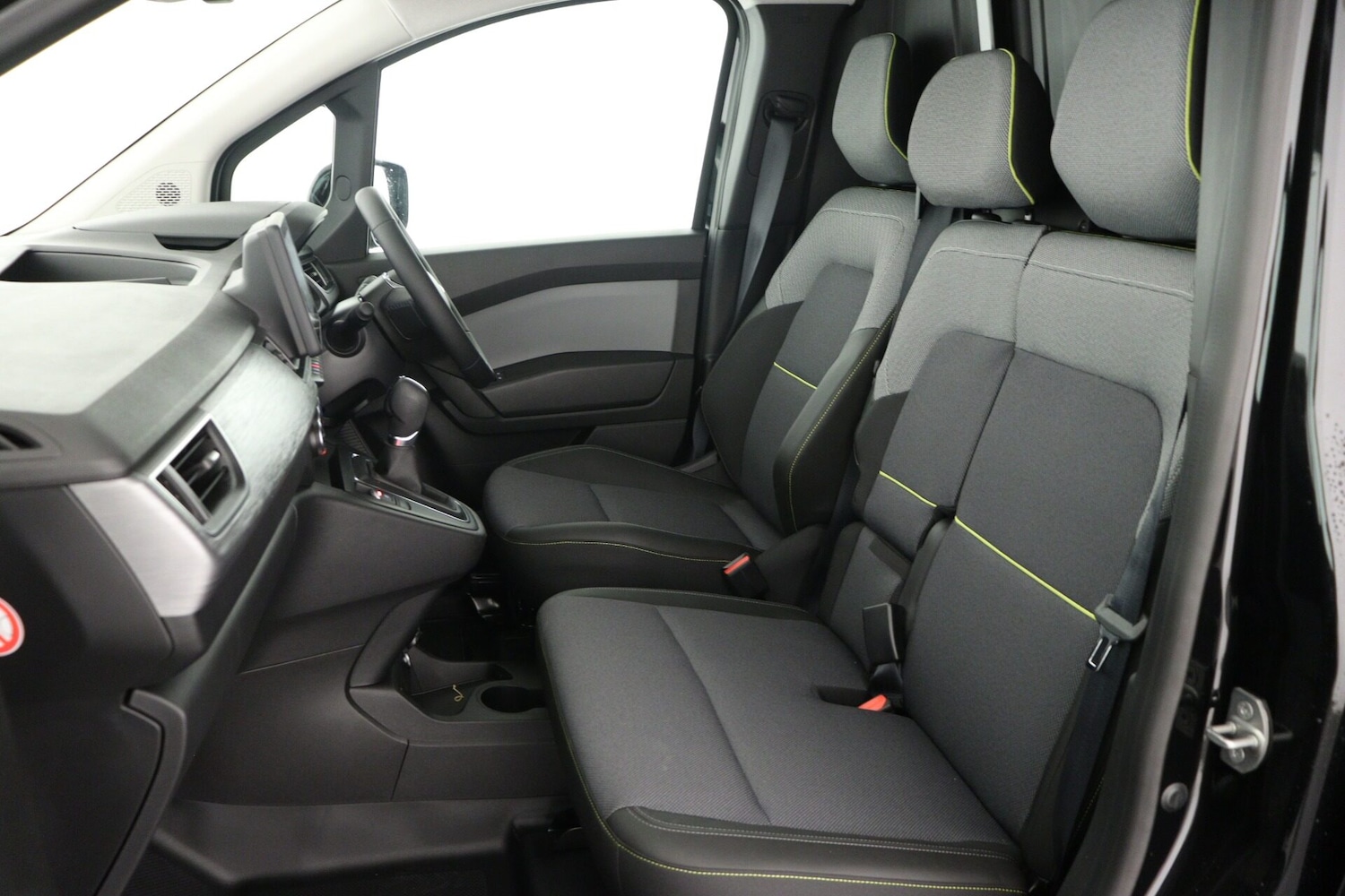 Used Renault Kangoo 2025 for sale - 76545916: Photo 9