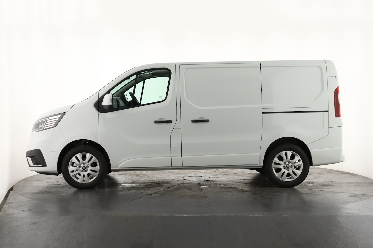 Used Renault Trafic 2025 for sale - 77135817: Photo 8