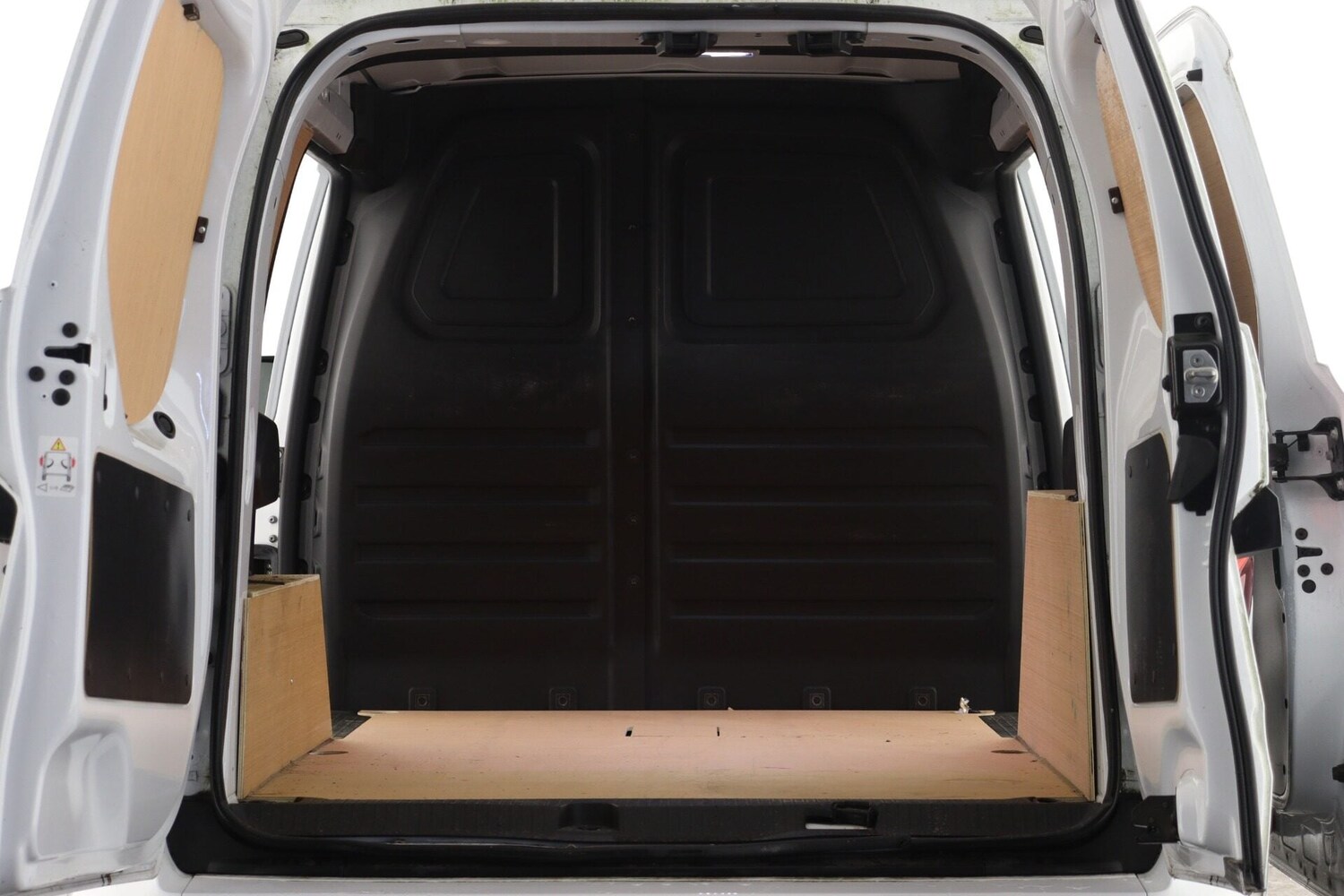 Used Nissan Other 2023 for sale - 77846679: Photo 3