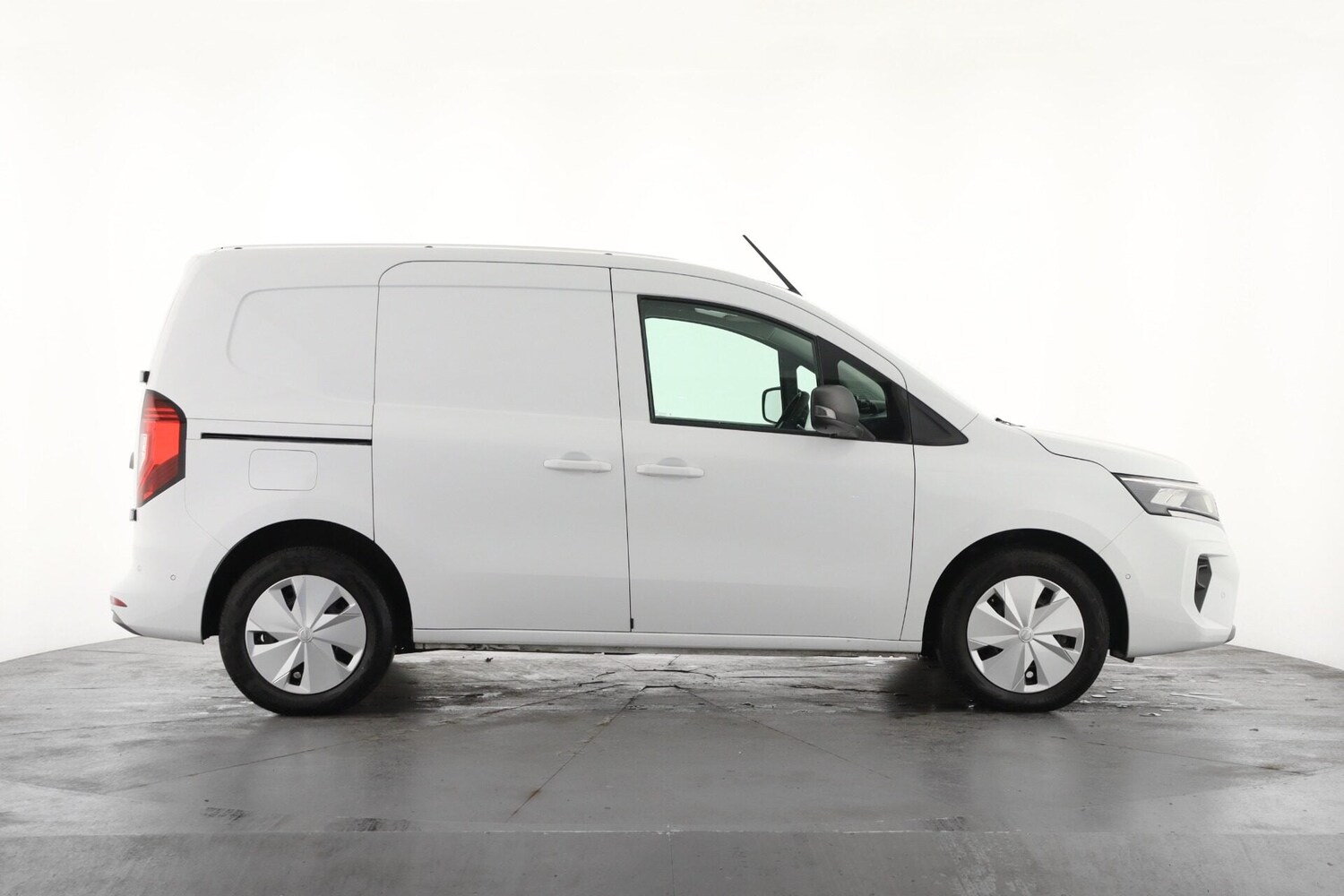 Used Nissan Other 2023 for sale - 77846679: Photo 5