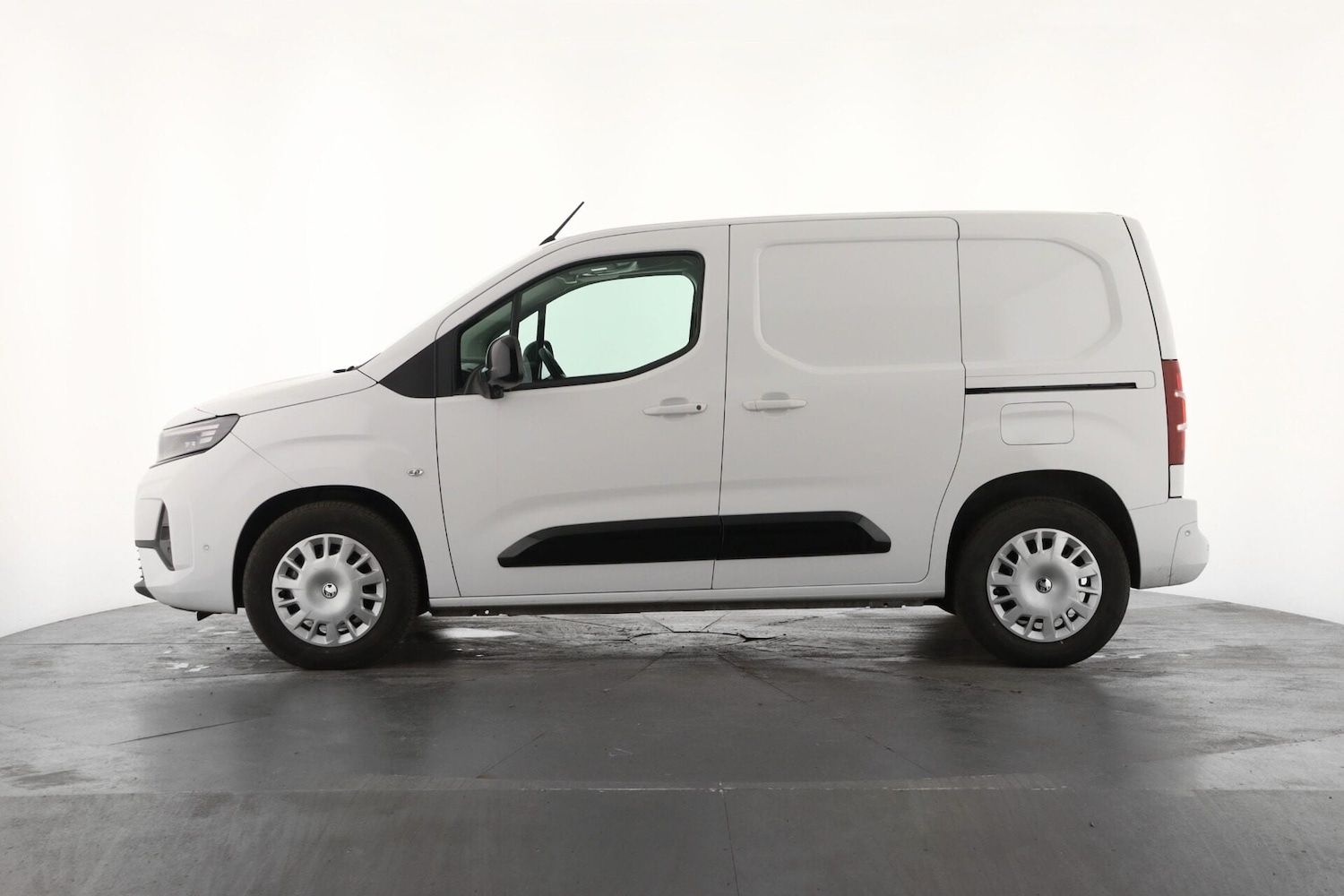Used Vauxhall Combo 2024 for sale - 77530419: Photo 8