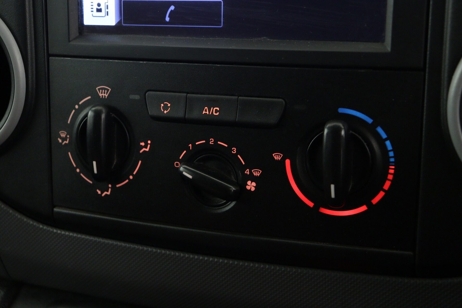 Used Citroen Berlingo 2018 for sale - 77915539: Photo 17