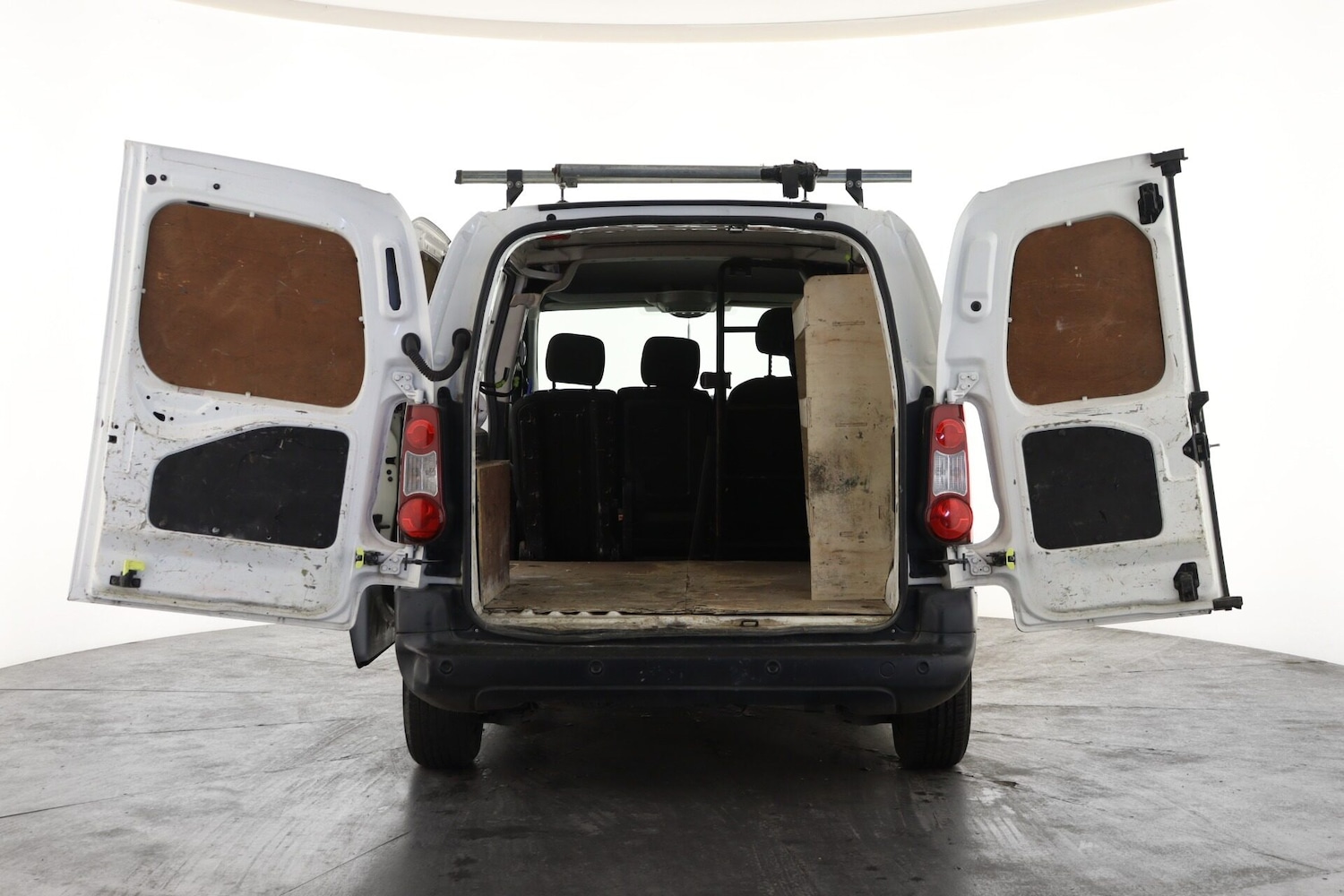 Used Citroen Berlingo 2018 for sale - 77915539: Photo 2