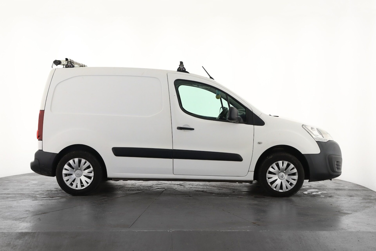 Used Citroen Berlingo 2018 for sale - 77915539: Photo 5