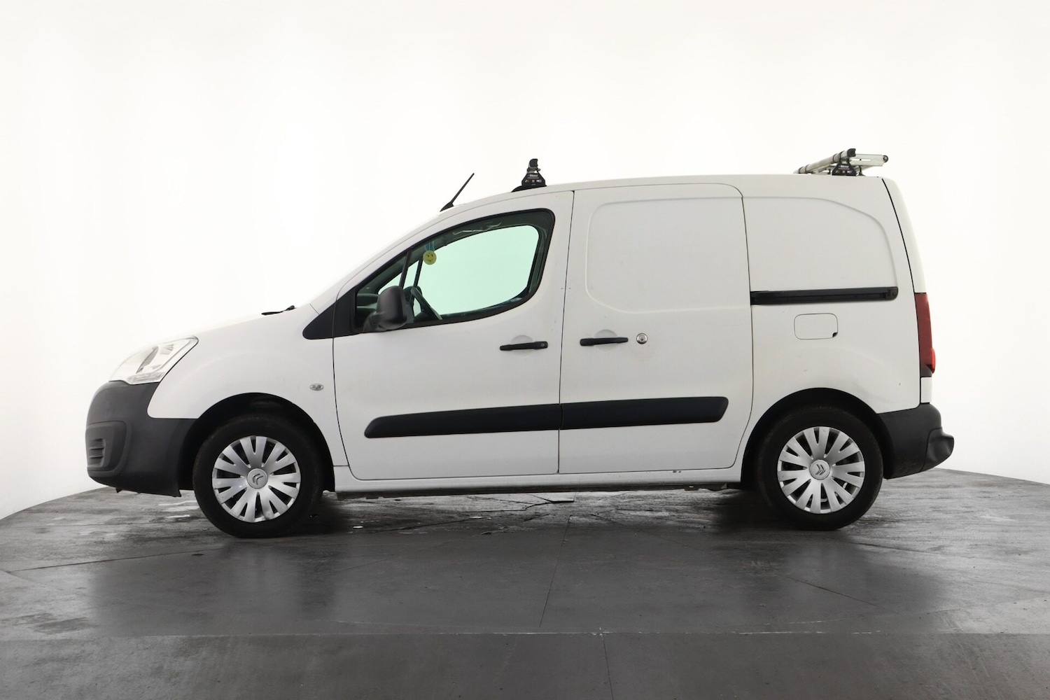 Used Citroen Berlingo 2018 for sale - 77915539: Photo 8