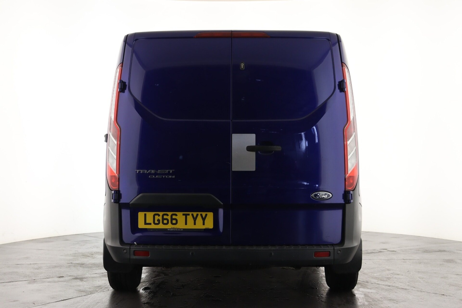 Used Ford Transit Custom 2016 for sale - 76082175: Photo 3