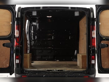 Used Renault Trafic 2019 for sale - 76631153: Photo