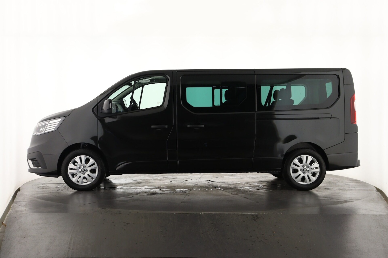 Used Renault Trafic 2025 for sale - 76476843: Photo 7