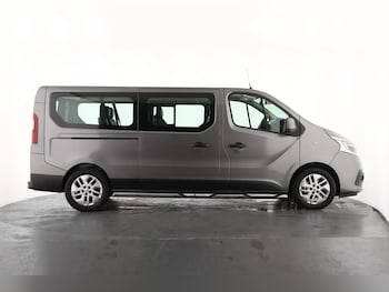 Used Renault Trafic 2020 for sale - 77701006: Photo