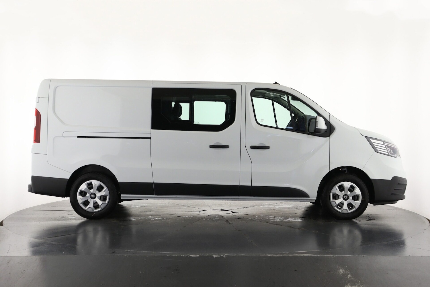 Used Renault Trafic 2025 for sale - 76232936: Photo 4