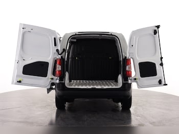 Used Citroen Berlingo 2023 for sale - 76375059: Photo